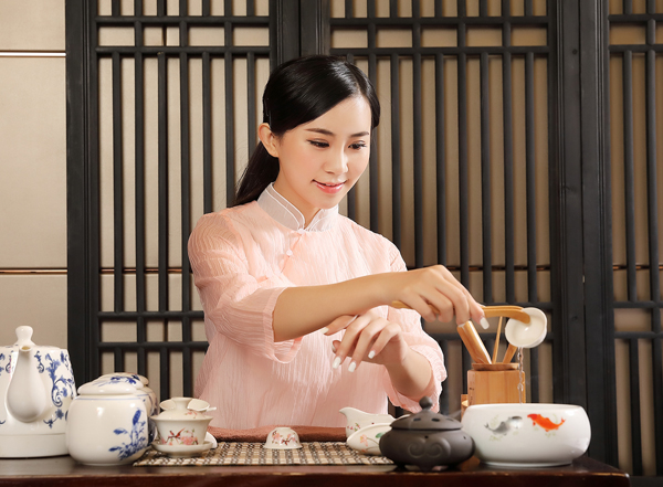 经常去合肥靠谱男士会馆，这家私藏已久的店推荐给你